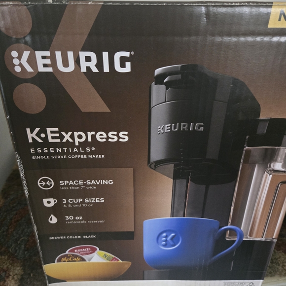 Keurig K-Express Essentials Coffee Maker in Black - Picture 1 of 4